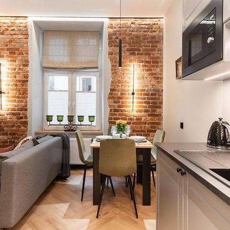 Charm & Comfort Renovated Gem In Old Town Sarego Apt B Краков Экстерьер фото