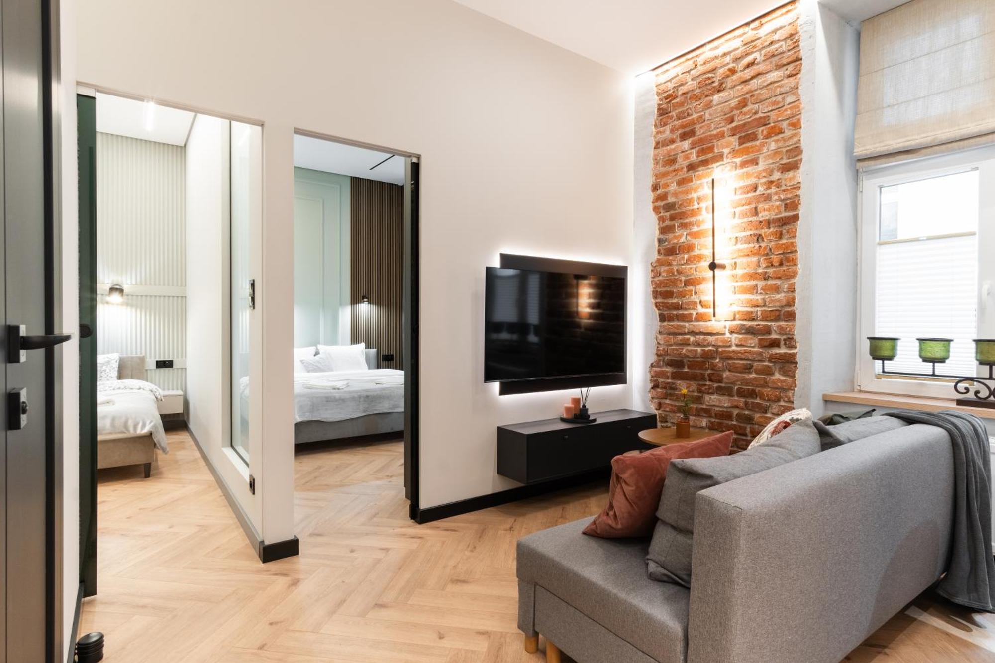 Charm & Comfort Renovated Gem In Old Town Sarego Apt B Краков Экстерьер фото