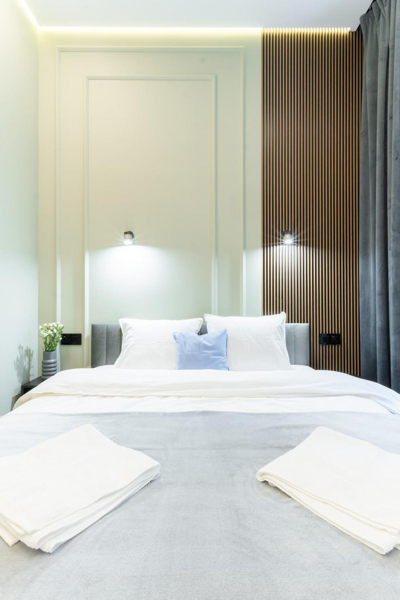 Charm & Comfort Renovated Gem In Old Town Sarego Apt B Краков Экстерьер фото